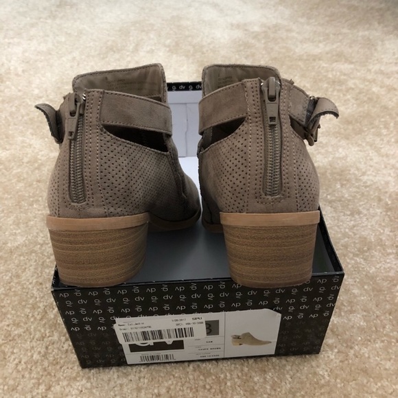 DV by Dolce Vita Taupe Sam perforated booties - Picture 5 of 6
